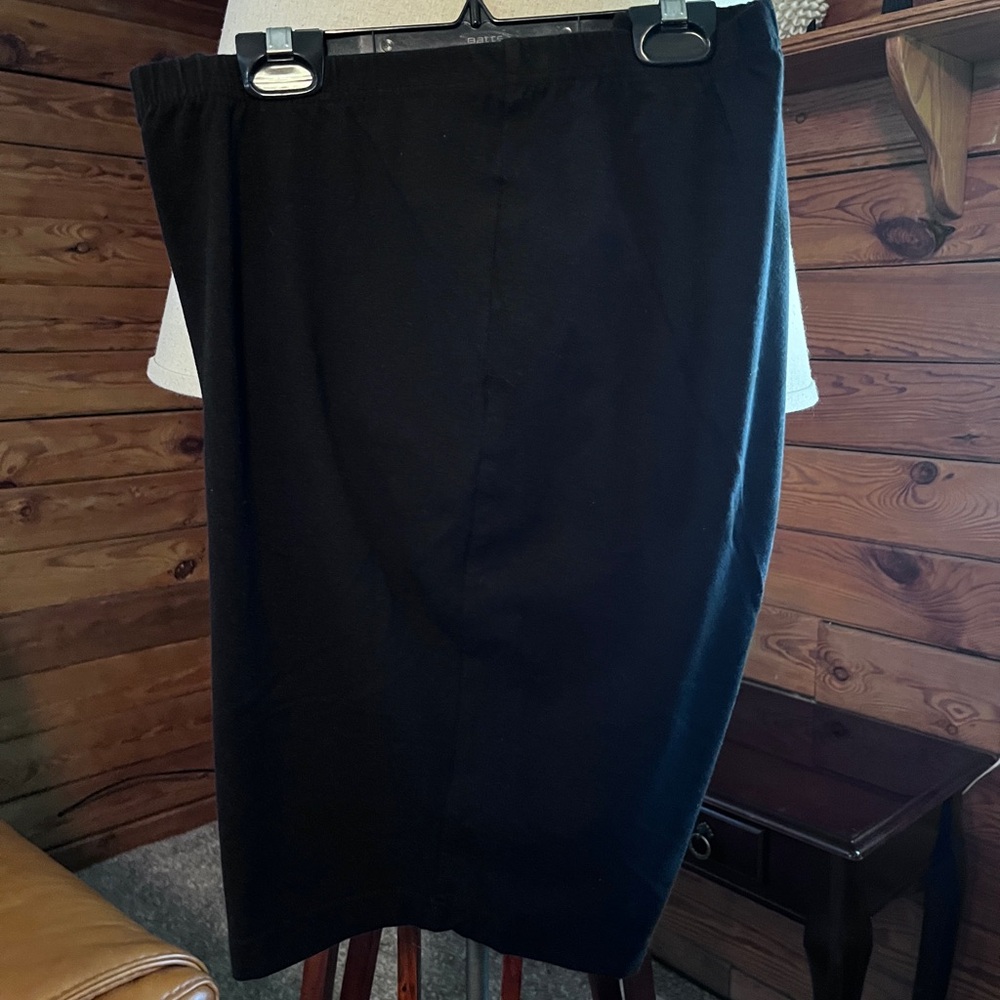 Woman Within 1x Black cotton spandex bike shorts (34”W x 9”Inseam)